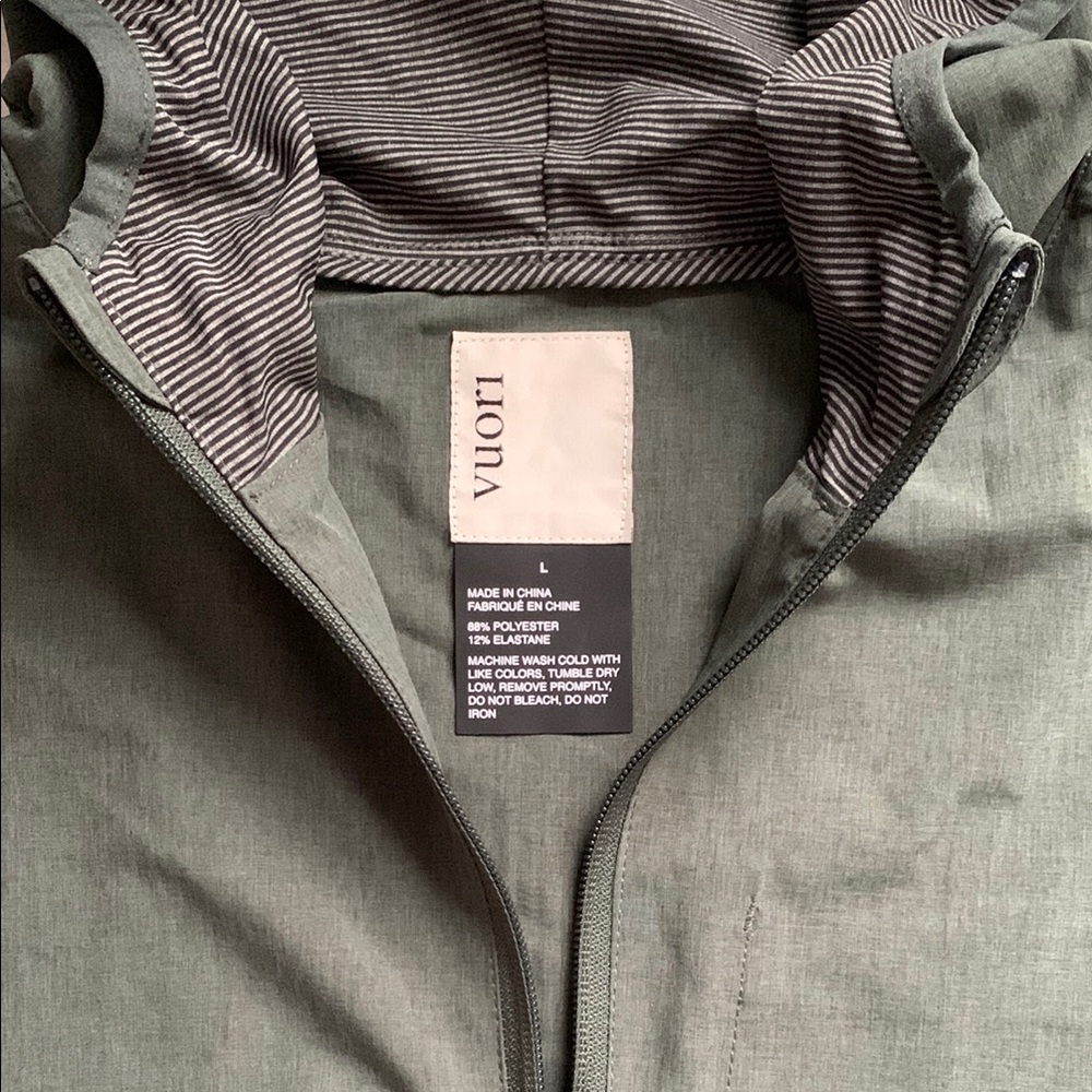 VUORI Outdoor Trainer Shell - Picture 6 of 15